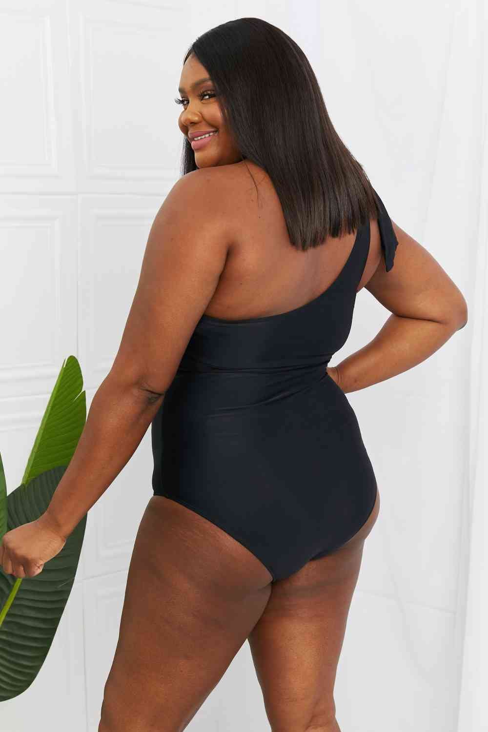 Marina West Swim Deep End One-Shoulder One-Piece Swimsuit in Black - Image 2