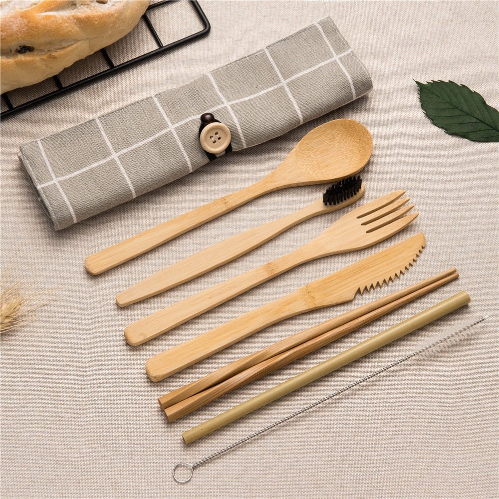Bamboo Traveling Cutlery Set - Image 4