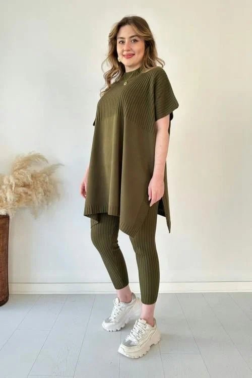 Two-Piece Knit Set - Image 12