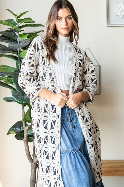 Veveret Geometric Open Front Three-Quarter Sleeve Cardigan - Image 8