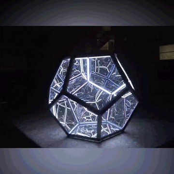 InfiniteX Dodecahedron Color Art Lamp - Image 9
